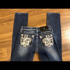 Girls size 8 Miss Me bling skinny jean